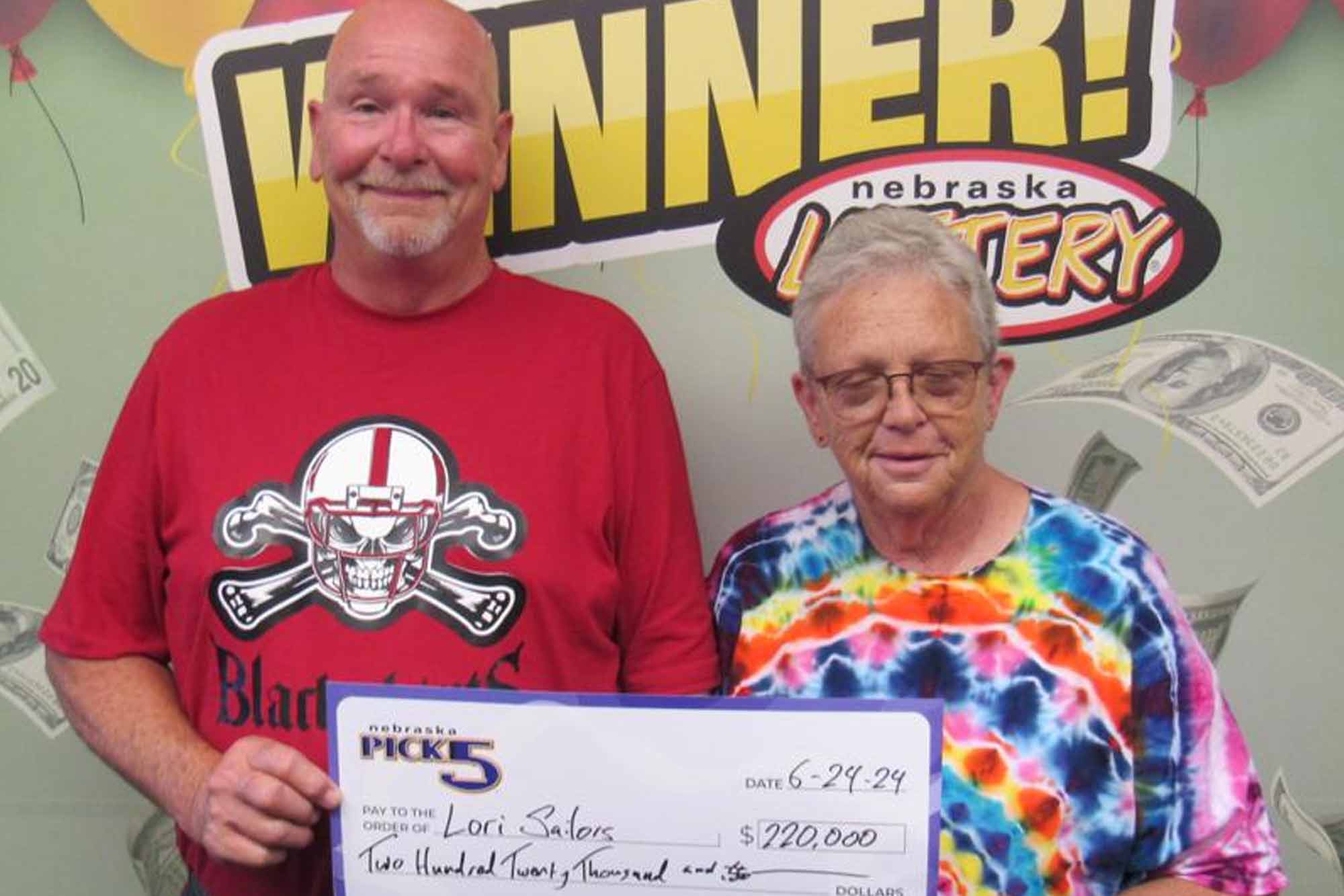 Nebraska Woman Wins 220K On Mistakenly Bought Lottery Ticket The Sweat